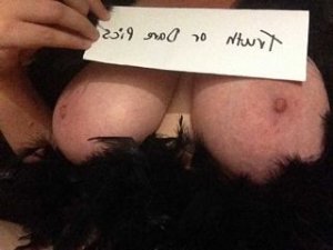 Hayete prostituée Meylan, 38